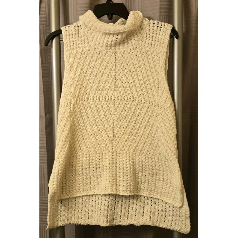 HARVE BENARD Women's Crochet Knit Turtleneck Sweater Vest | White | Size‎ Small